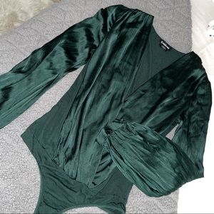 BEBE 💯 Silk bodysuit